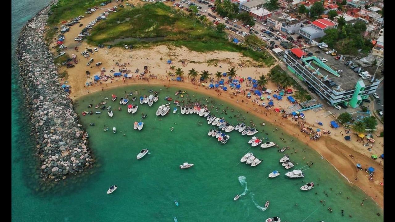 Rompeolas Beach House Hotel Aguadilla Exterior photo